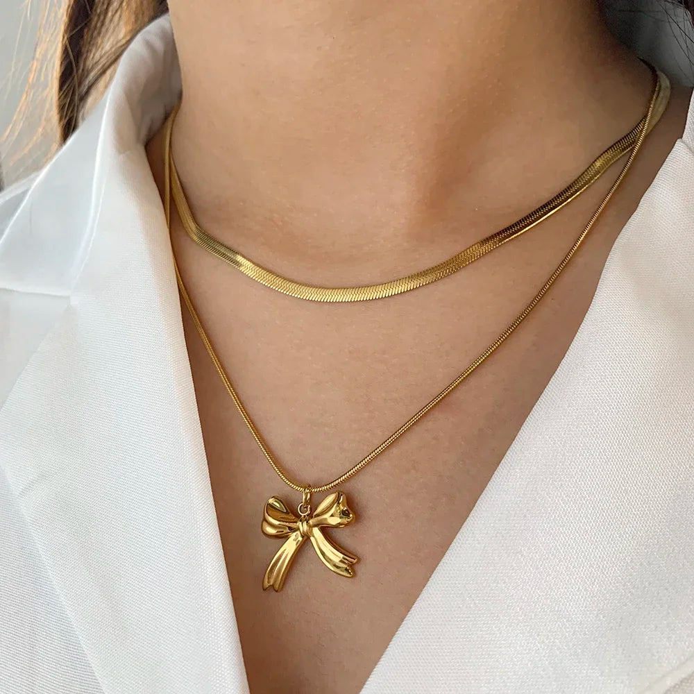 Gold Double-Layer Necklace with Bow Pendant