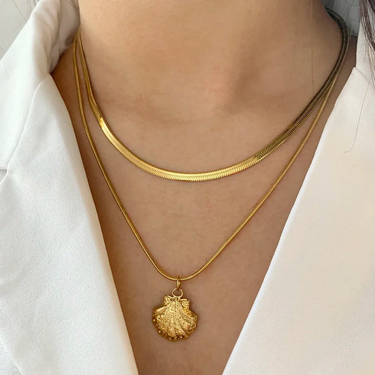 Gold Double-Layer Chunky Pendant Necklace