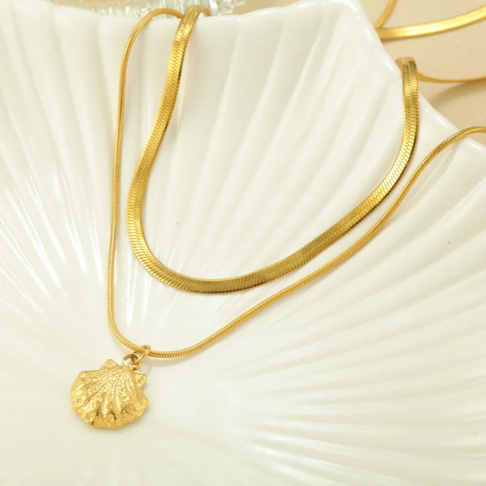 Gold Double-Layer Chunky Pendant Necklace